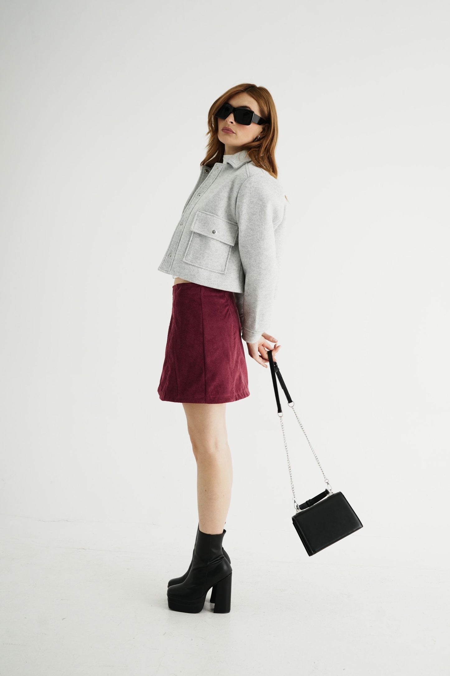 BH FALDA CORTA CORDUROY 7685