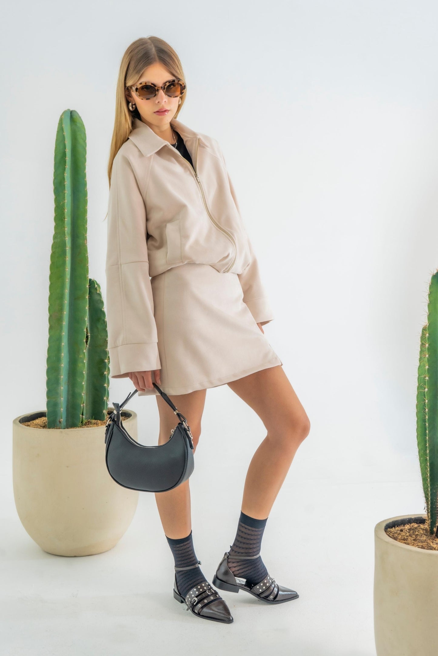 FALDA CORTA EFECTO GAMUZA 7474