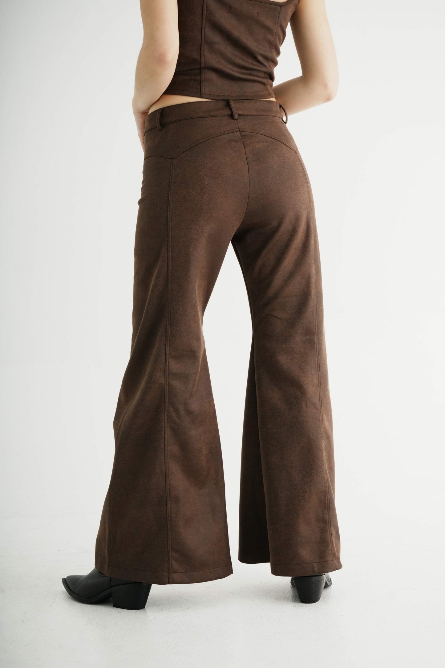 BH PANTALON CAMPANA 7472