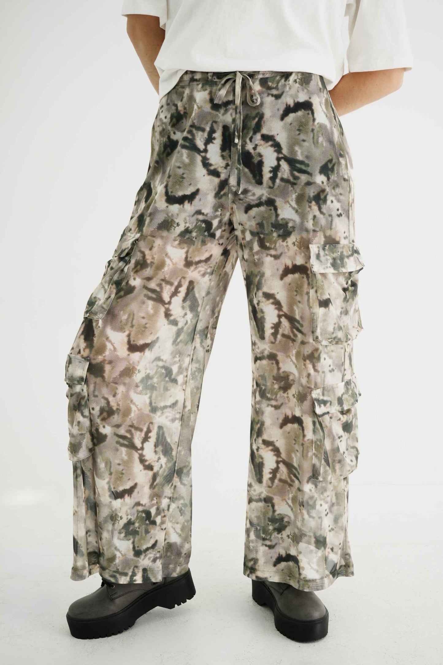 BH PANTALON CARGO MESH 7338