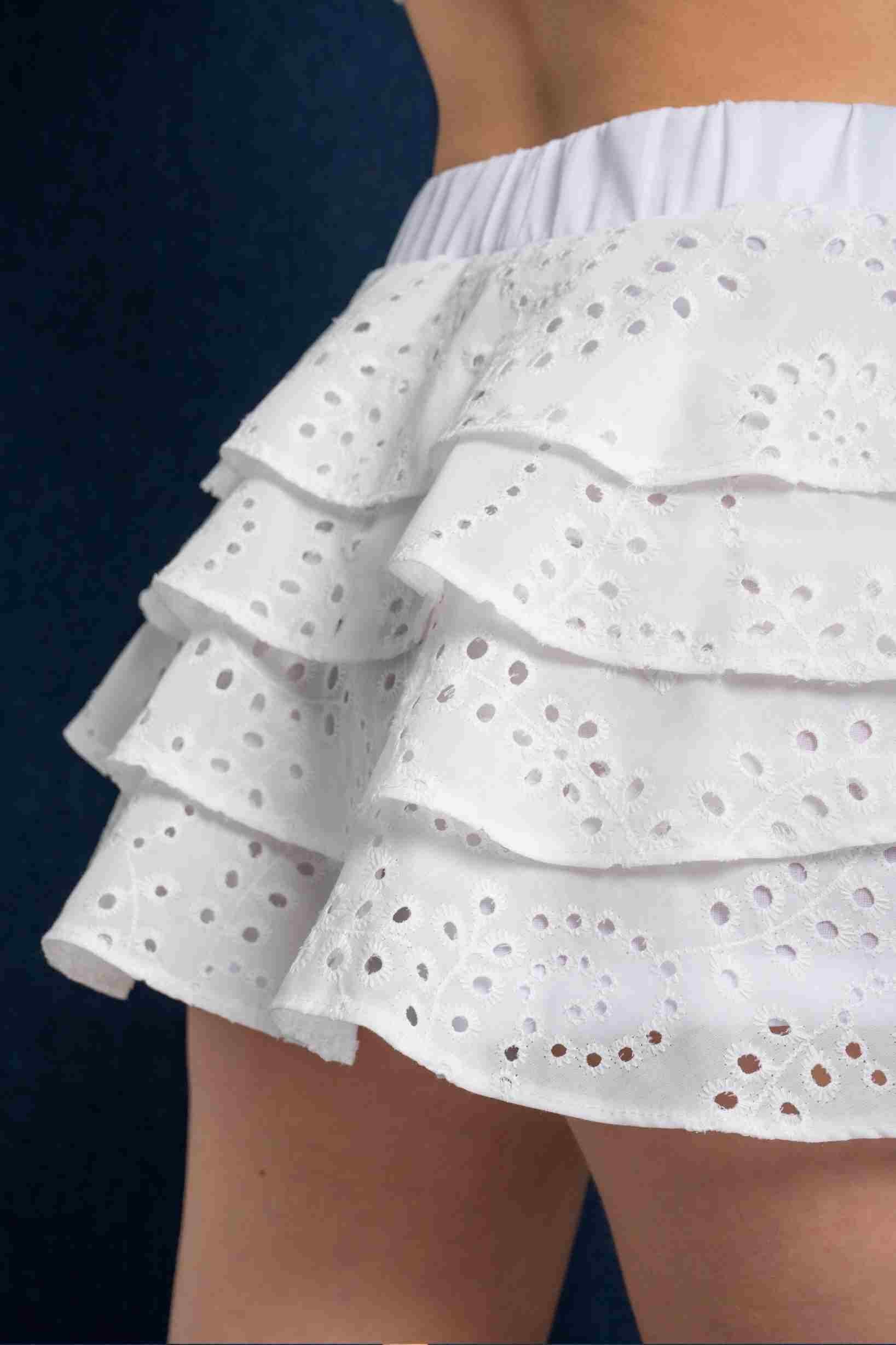 SHORT BOLEROS BORDADO E-C 8233.