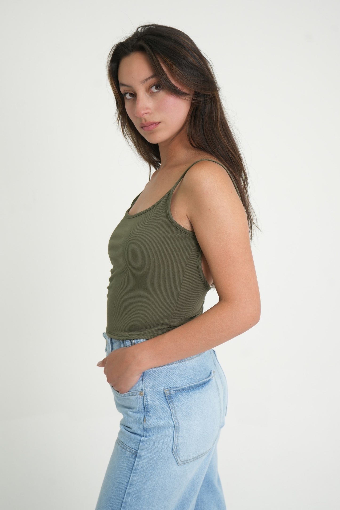 BH TOP CROP RIB TIRANTES 6701