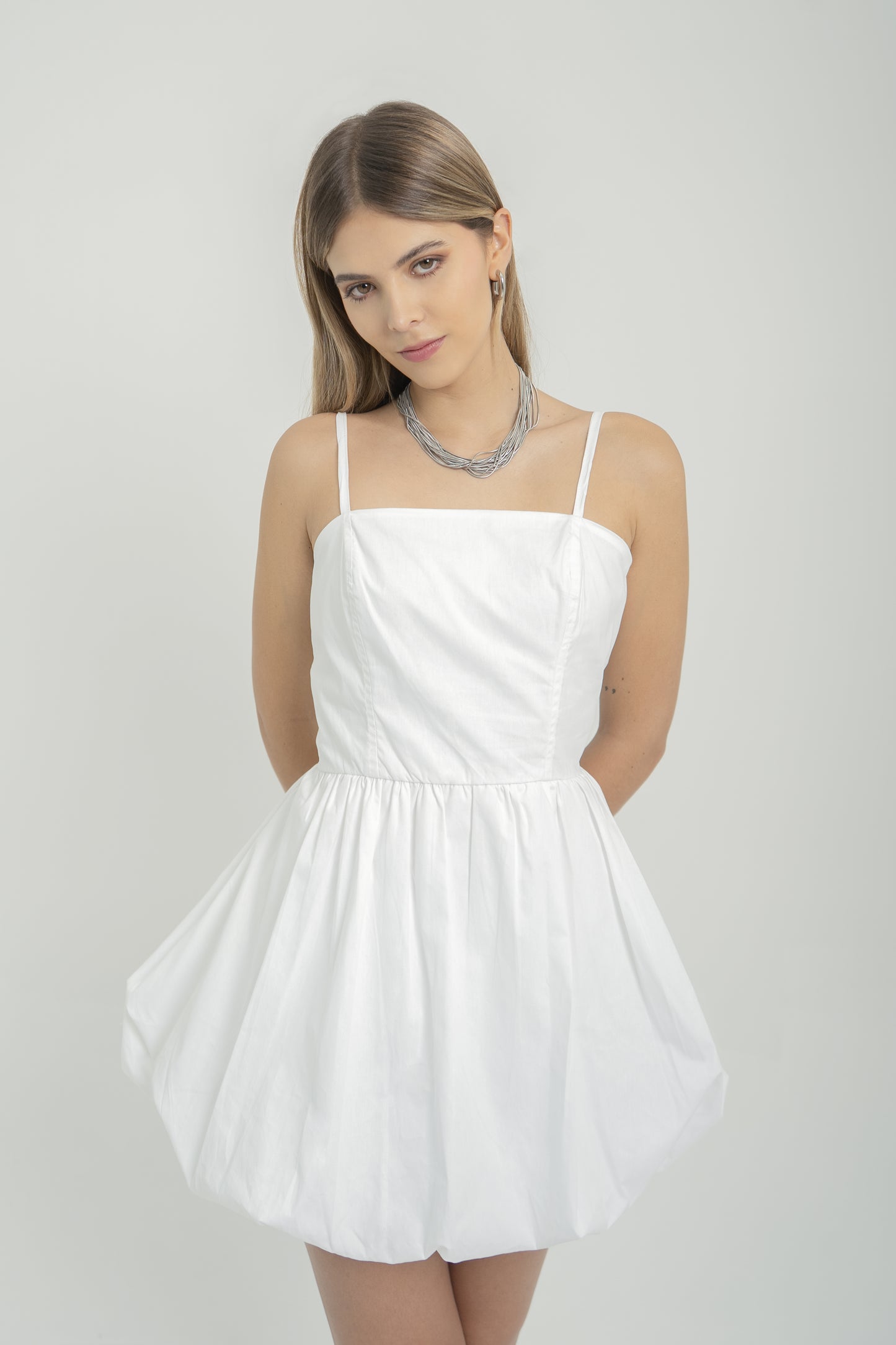 BH VESTIDO CORTO GLOBO POPELINA 6663
