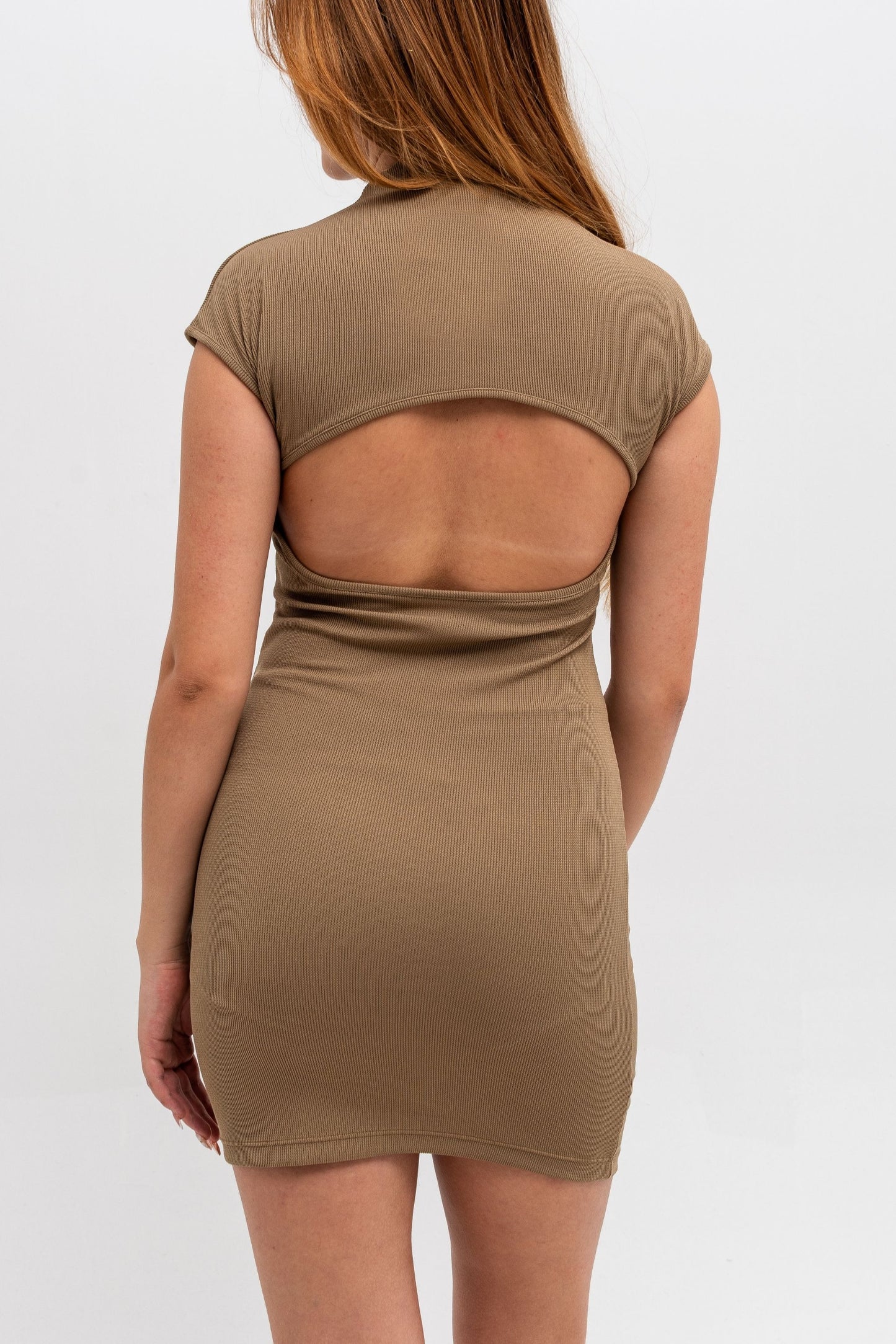 BH VESTIDO CORTO RIB 6581