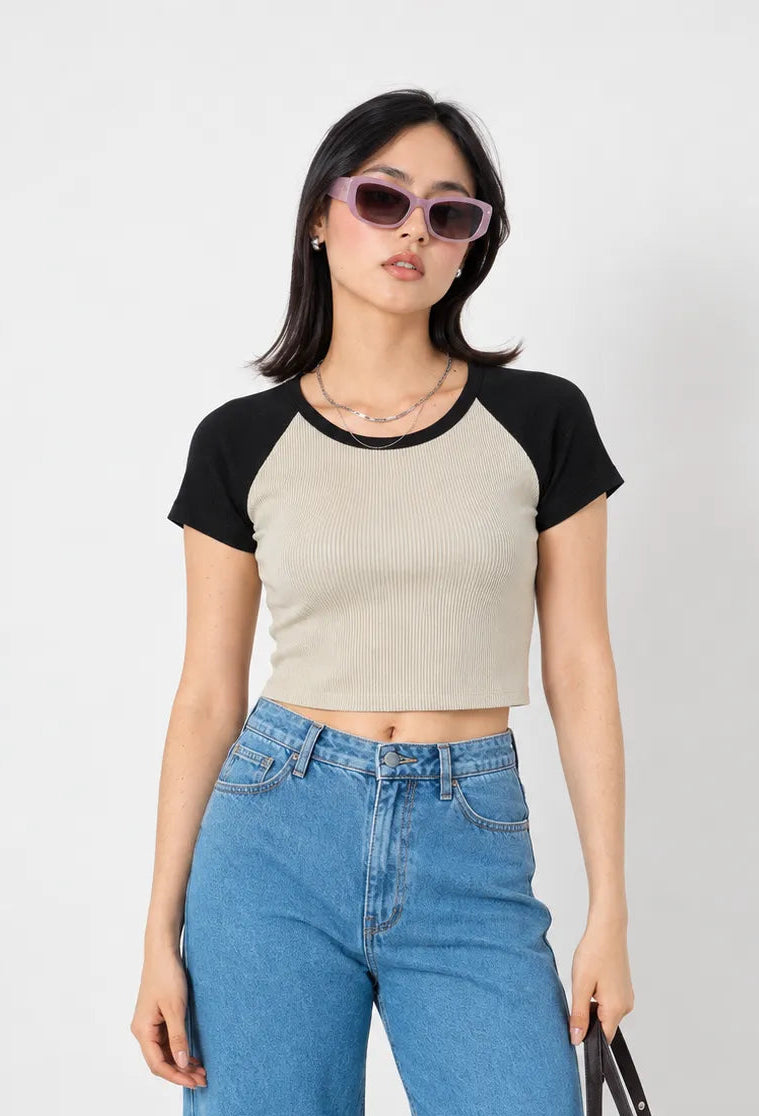 BH CAMISETA CROP RIB COMBINADA 6696