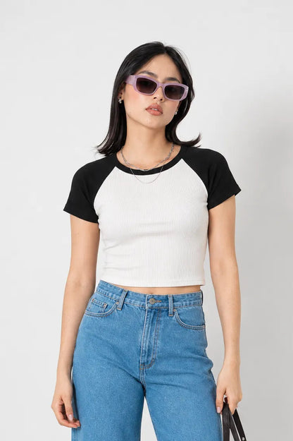 BH CAMISETA CROP RIB COMBINADA 6696