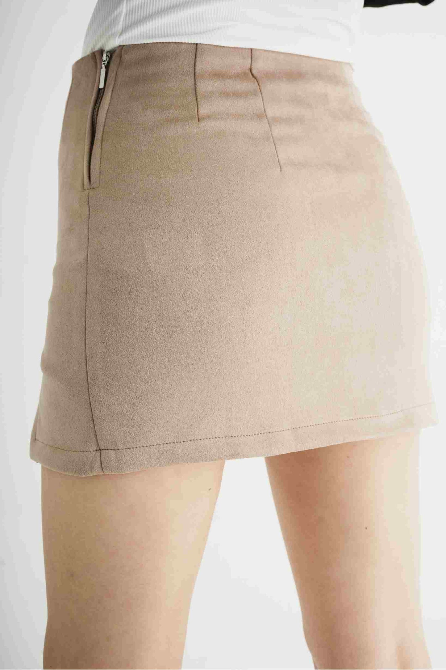 BH FALDA CORTA EFECTO GAMUZA 7474