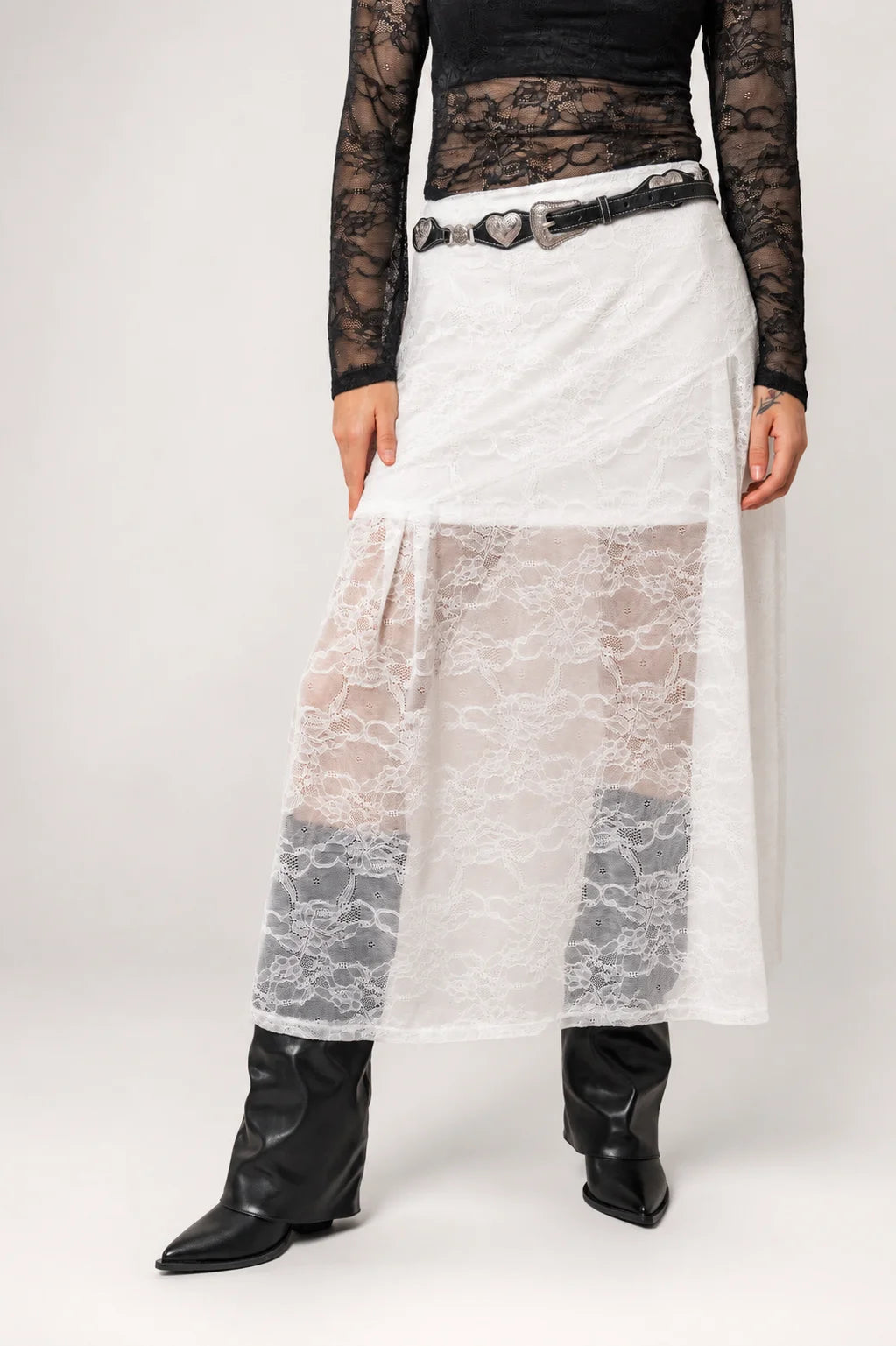 BH FALDA MIDI ENCAJE 8206