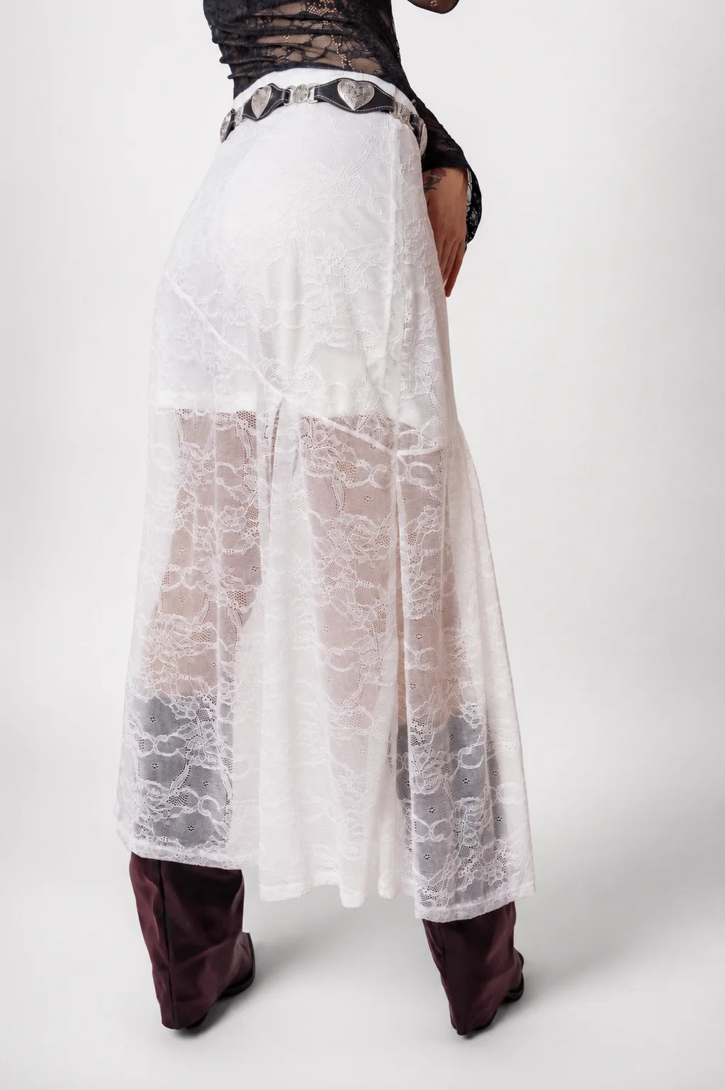 BH FALDA MIDI ENCAJE 8206