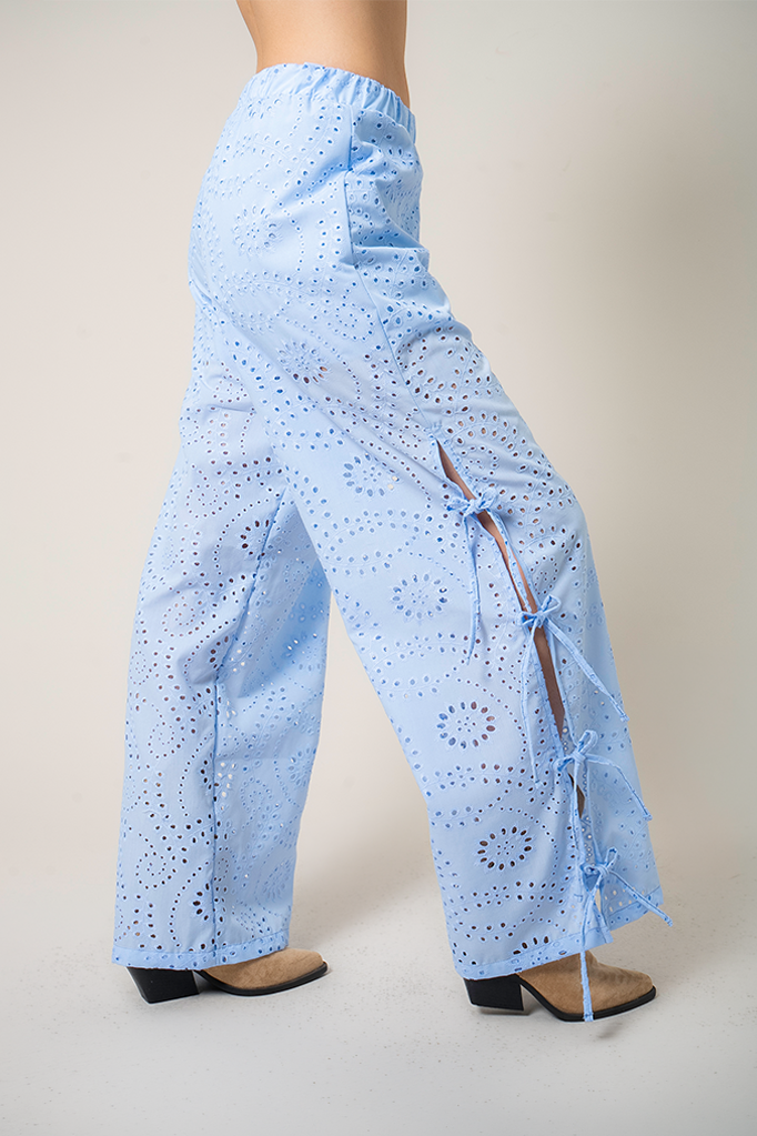 PANTALON BORDADO E-C 8231