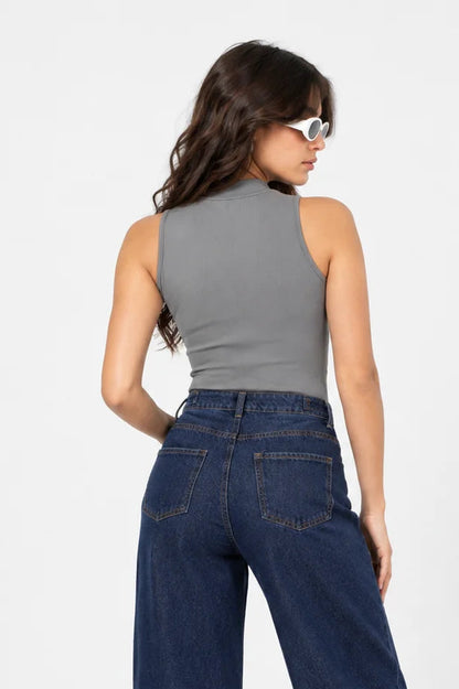 BODY CUELLO ALTO ASIMETRICO 6691