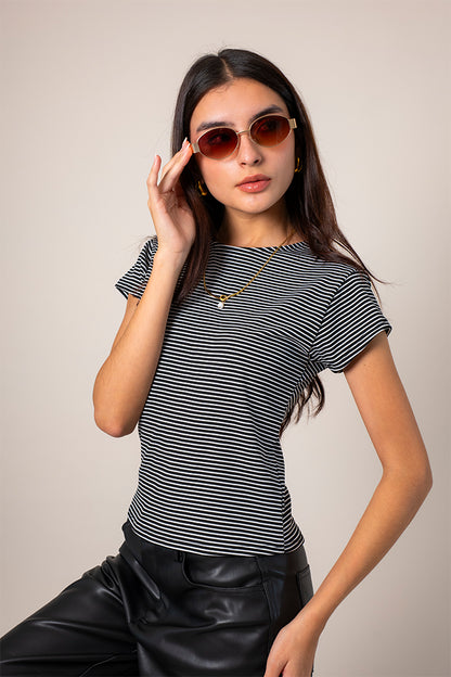 CAMISETA SLIM FIT RAYAS T-M 8495.