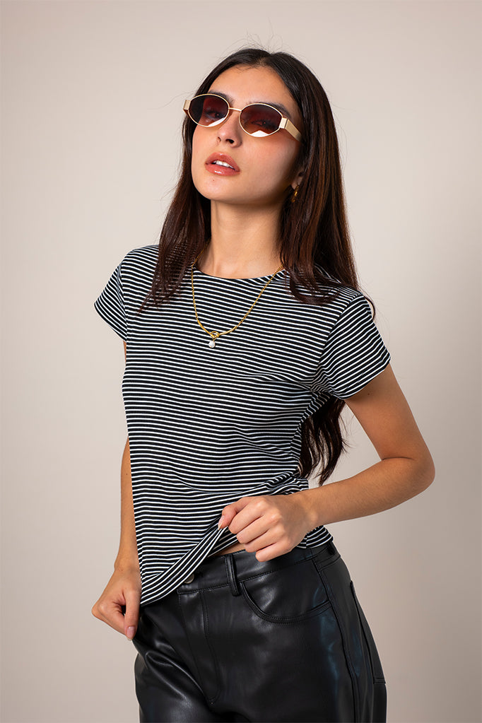 CAMISETA SLIM FIT RAYAS T-M 8495.