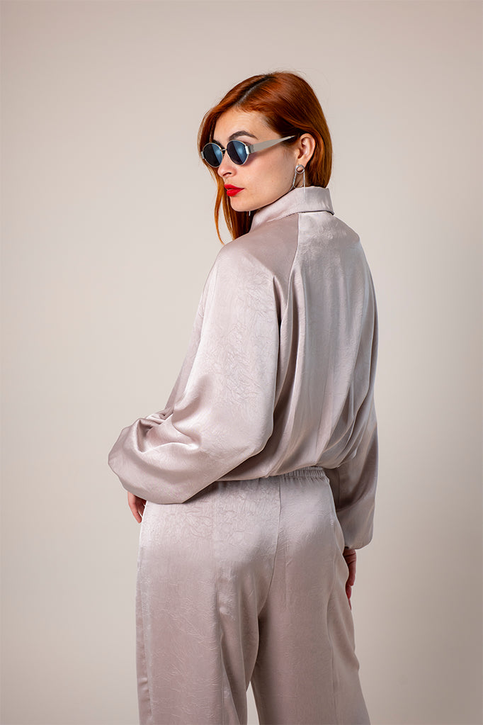 BH CHAQUETA BOMBER FLUIDA SATIN 8417.