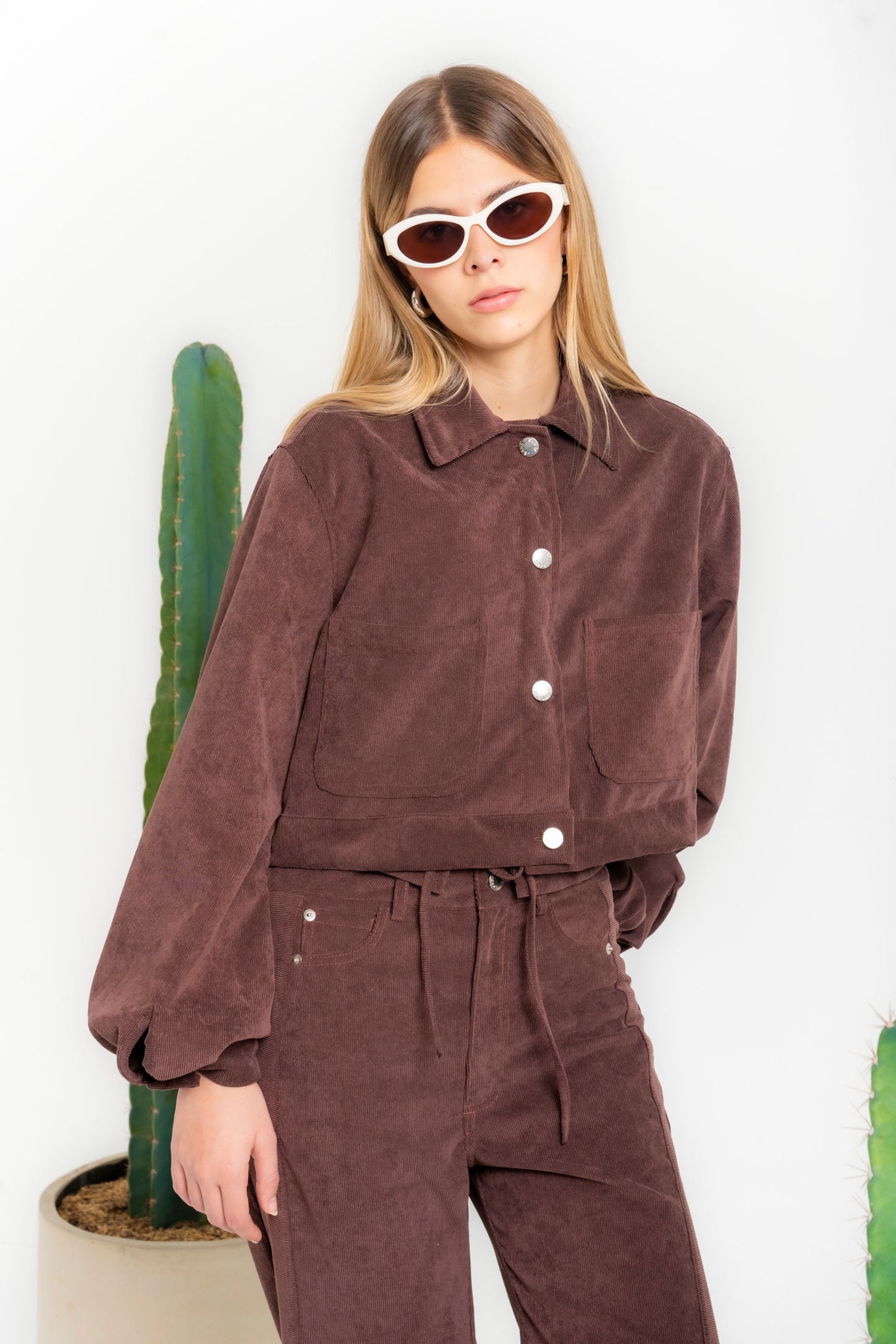 CHAQUETA CORTA CORDUROY 7747