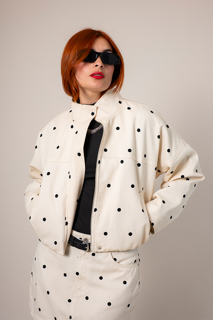 CHAQUETA CUELLO ALTO B-F 9106