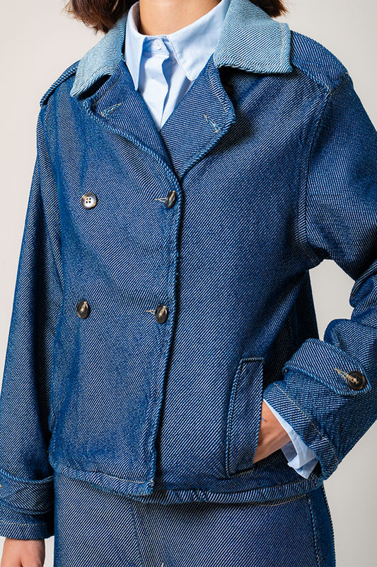 CHAQUETA TRENCH CORTA DENIM B-F 8250