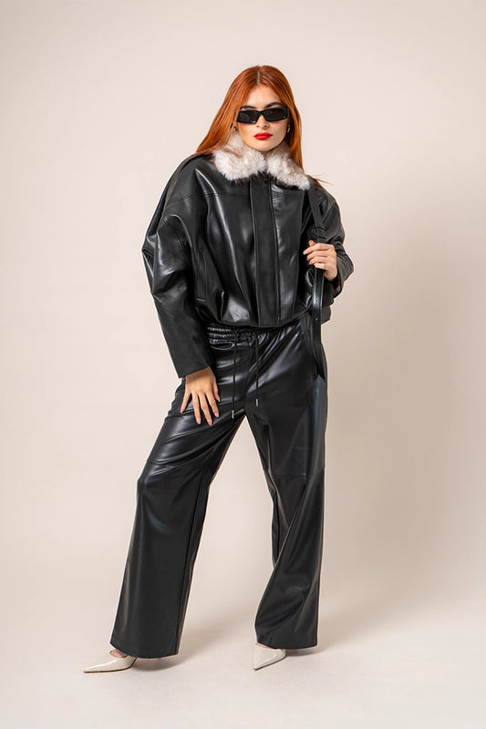 26 PANTALON JOGGER EFECTO PIEL 8796