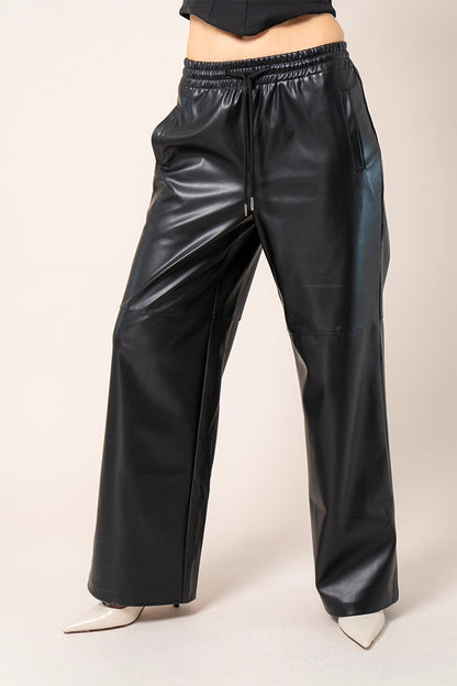 26 PANTALON JOGGER EFECTO PIEL 8796