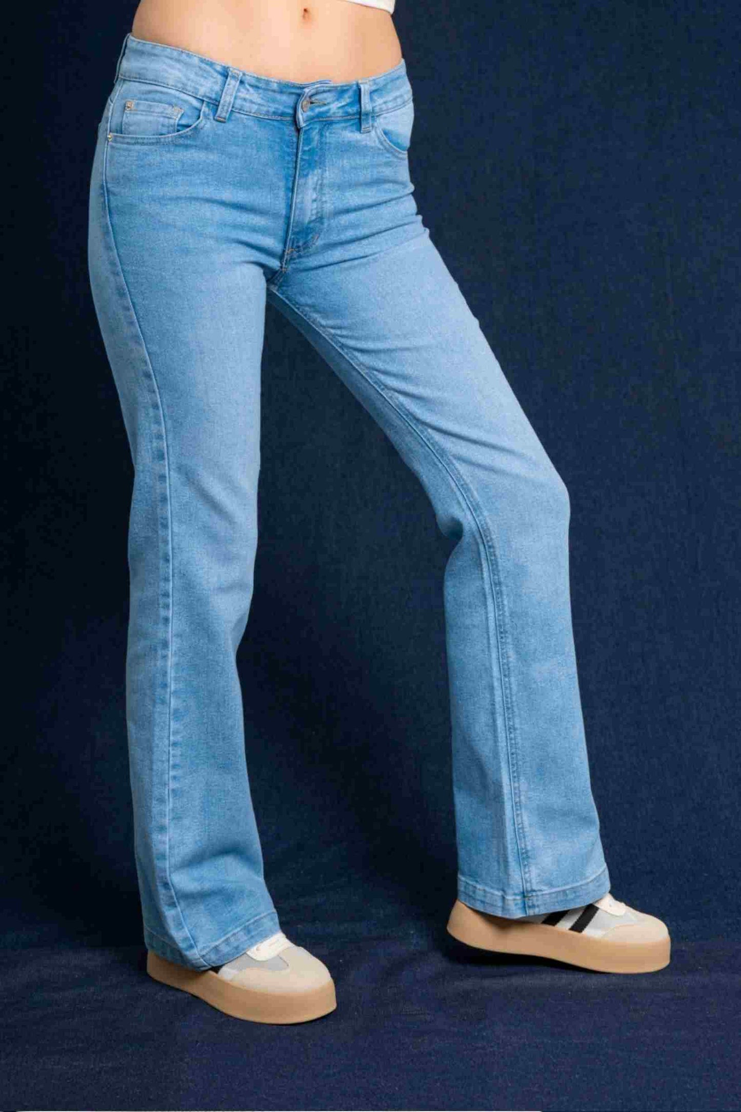 BHV JEANS FLARE MIDE RISE 8143