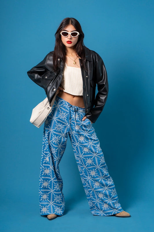 BH PANTALON BORDADO 8236