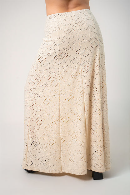FALDA LARGA G-C 8736.