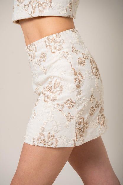 FALDA LINO BORDADA G-C 8504.