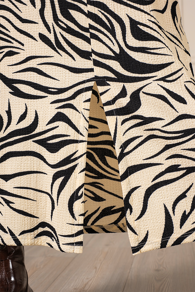 FALDA MIDI TEXTURA B-M 8695