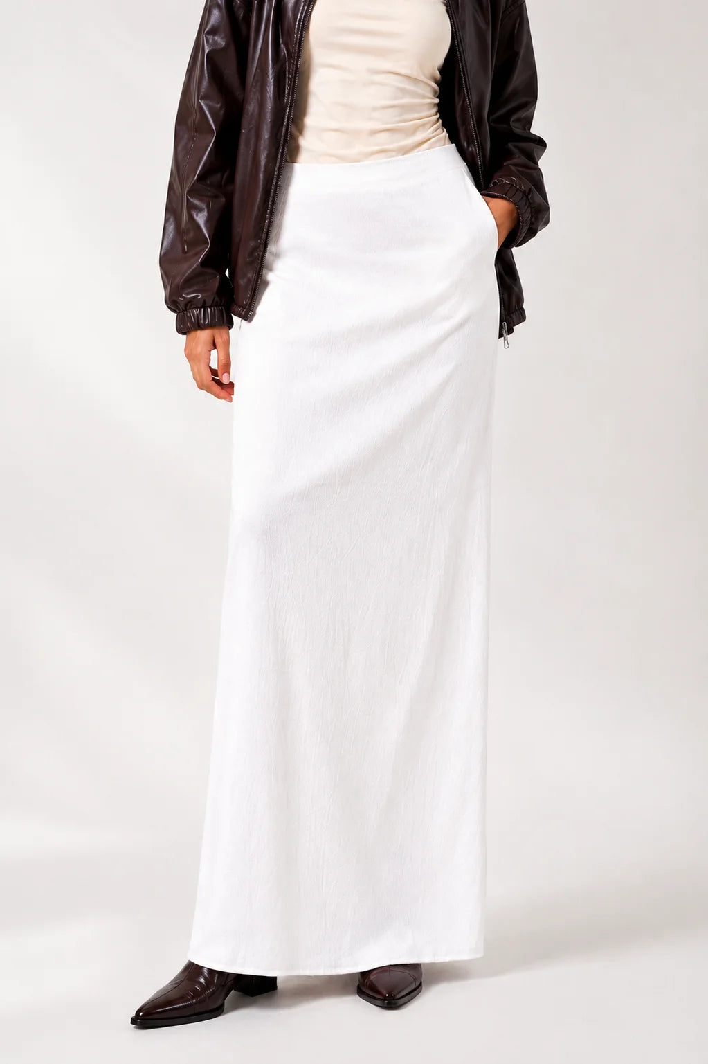 FALDA SATIN PLISADA B-M 8412