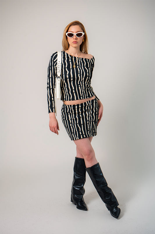 FALDA CORTA TEXTURA B-C 8699