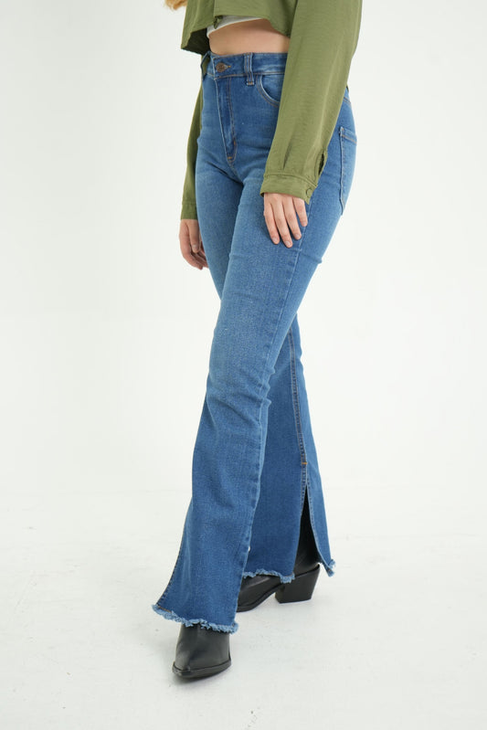 JEANS FLARE SLIT MACEDONIA THREE