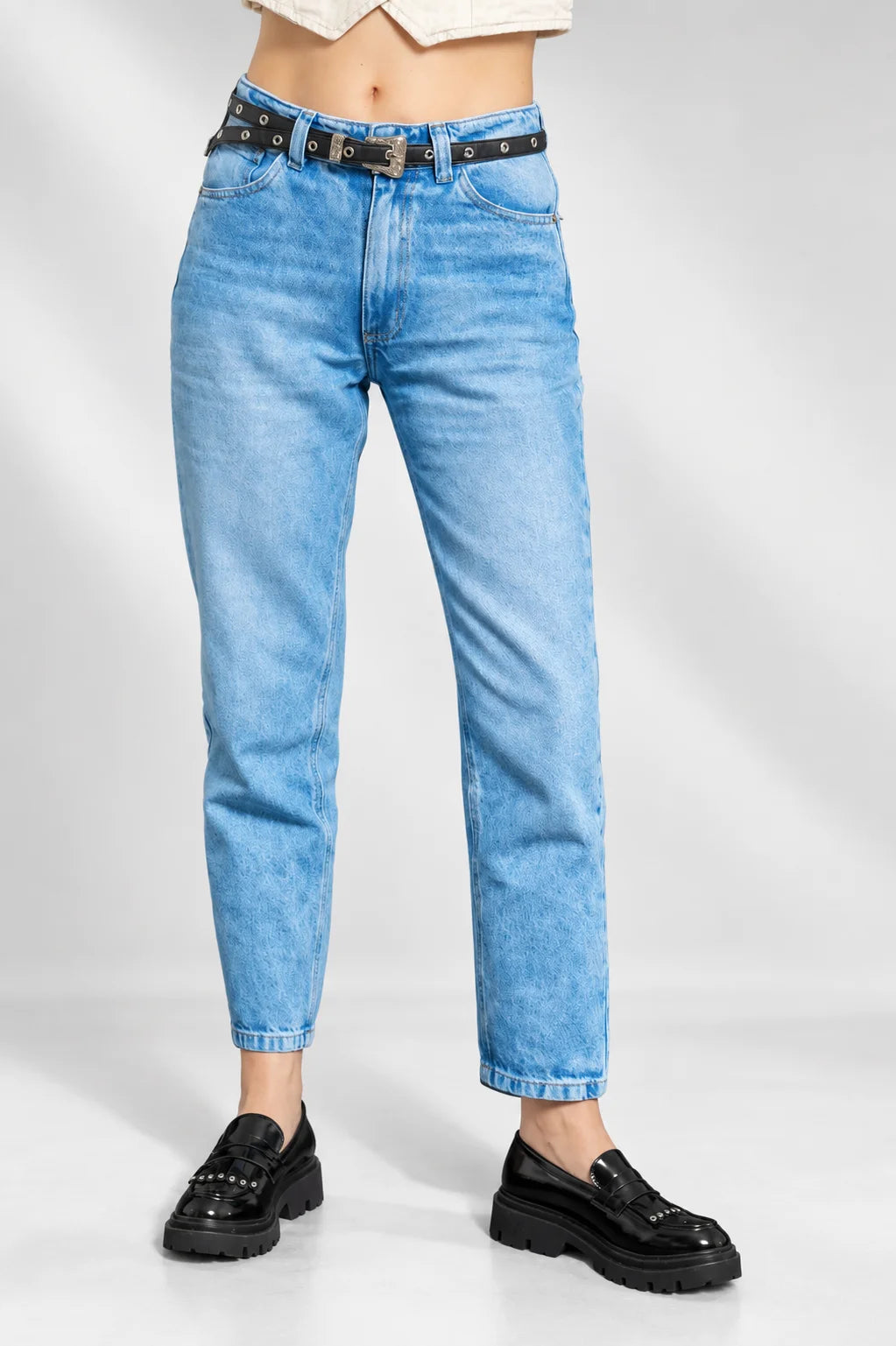 JEANS MOM FIT E-M 8339