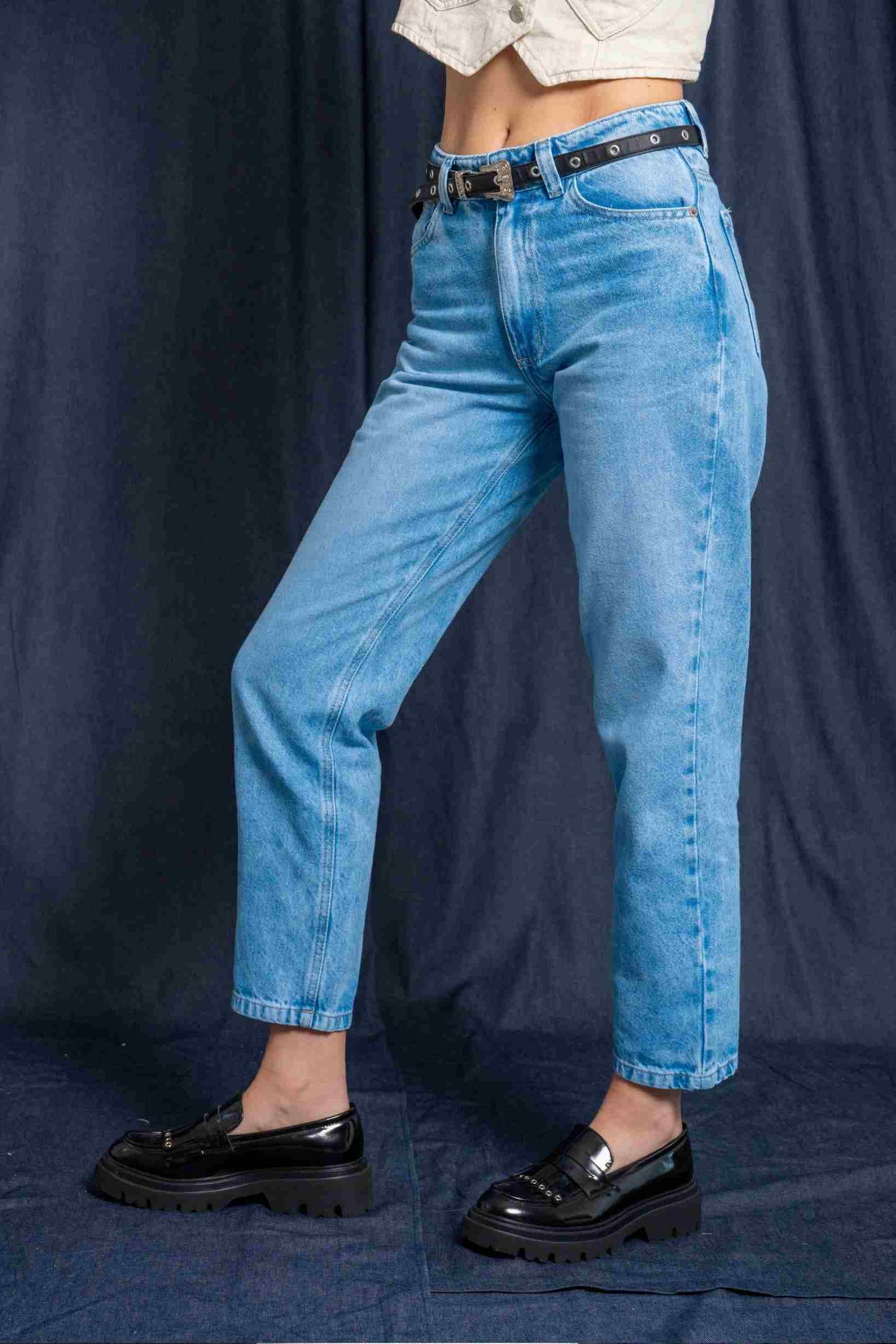 JEANS MOM FIT E-M 8339.