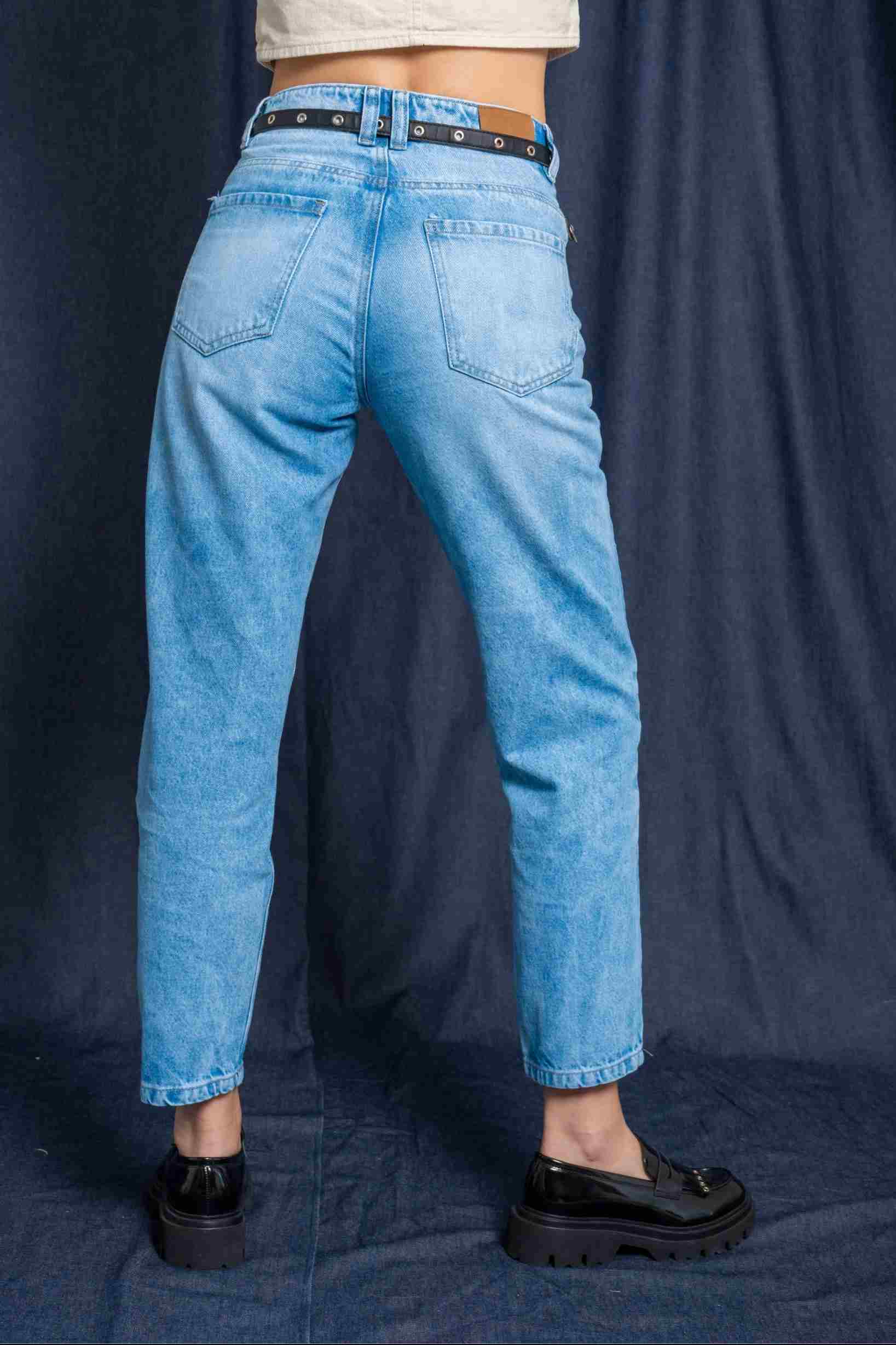 JEANS MOM FIT E-M 8339.