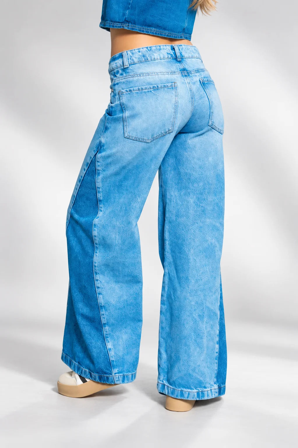 JEANS WIDE LEG CONTRASTE G-M 7624