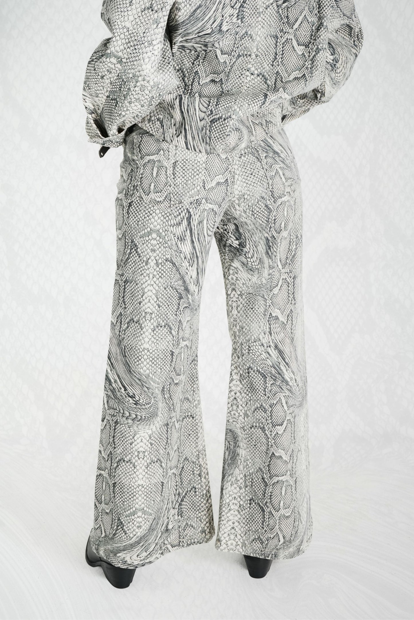 JEANS WIDE LEG SNAKE 8013