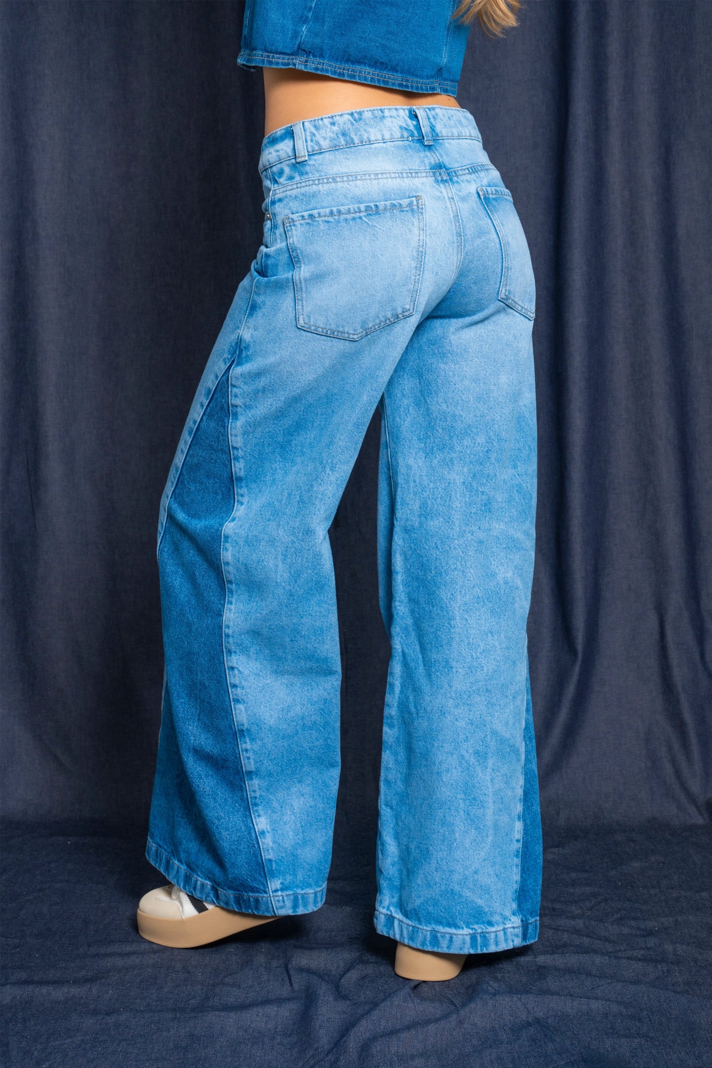 JEANS WIDE LEG CONTRASTE G-M 7624
