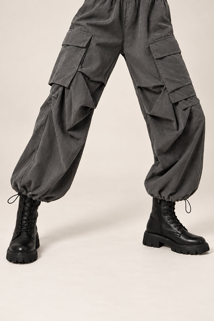 BH PANTALON PARACHUTTE CARGO 8474.