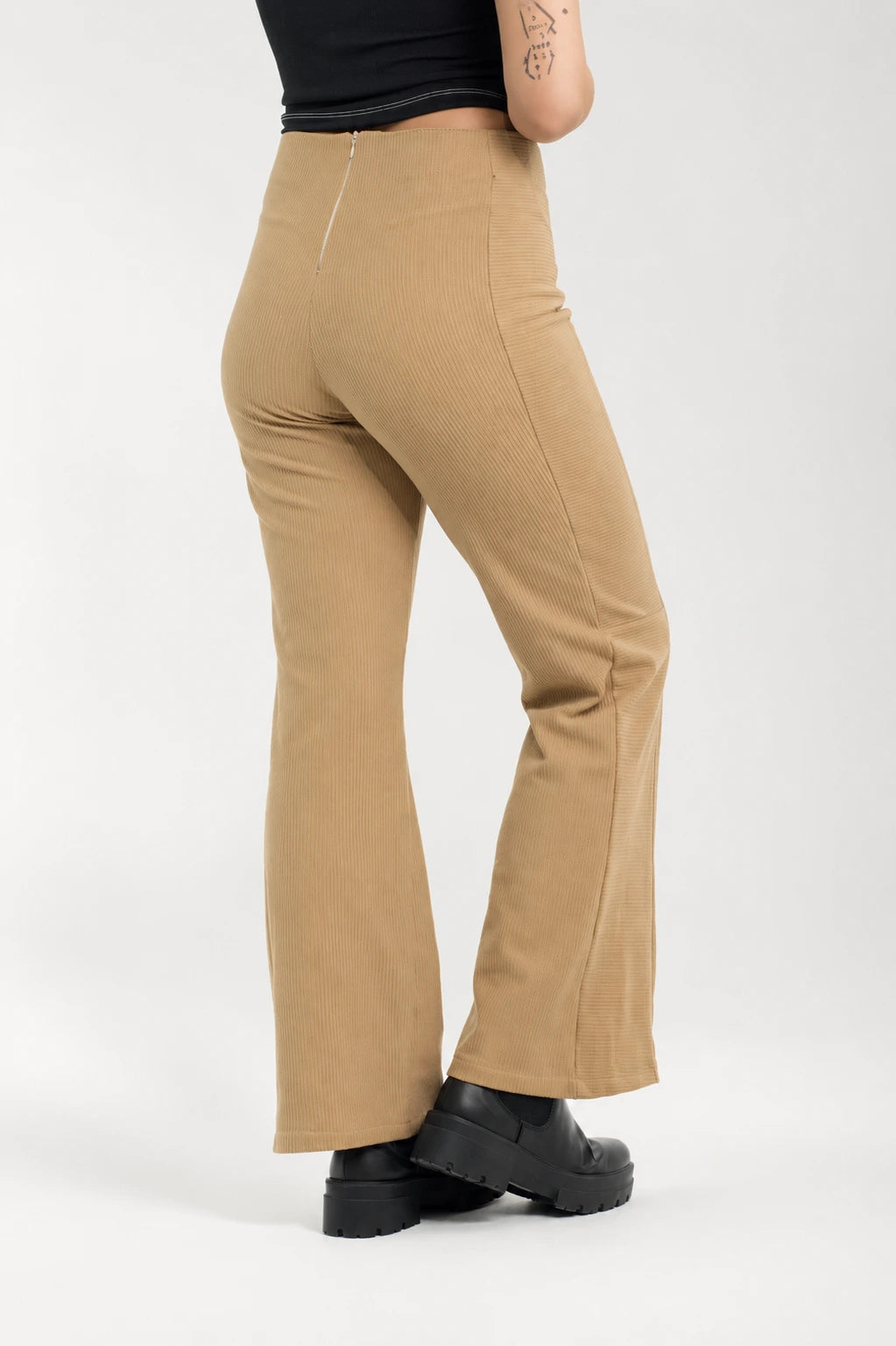 PANTALON FLARE TANIA