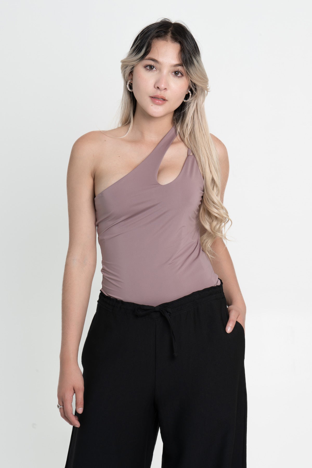 TOP ASIMETRICO CHANDLER