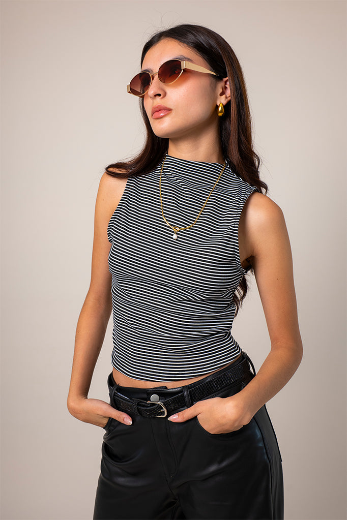 TOP CUELLO ALTO RAYAS B-C 8500