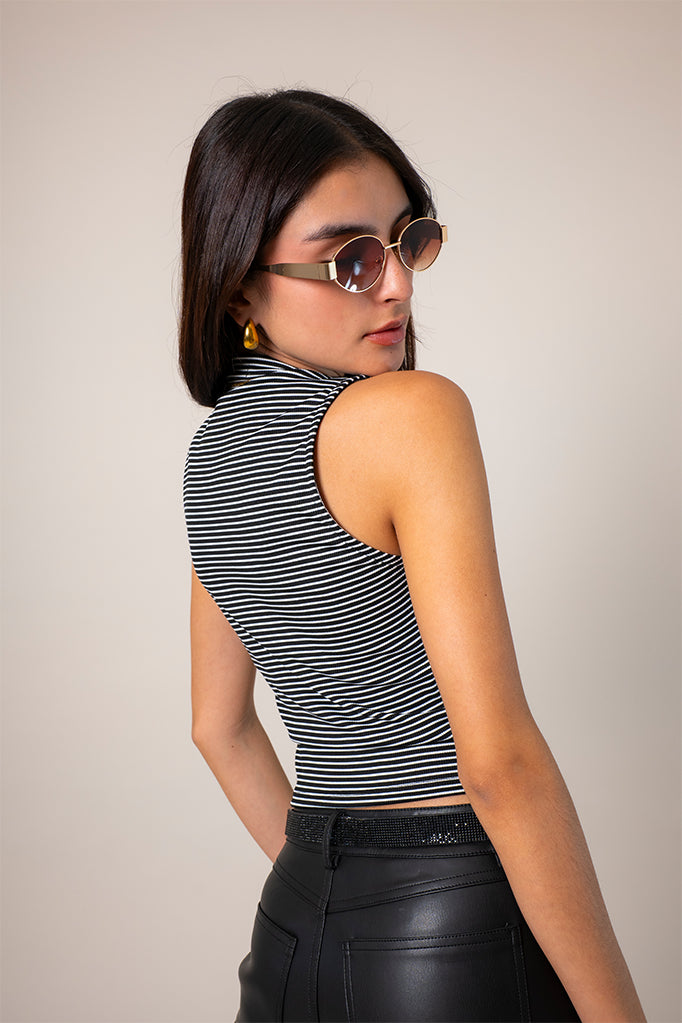 TOP CUELLO ALTO RAYAS B-C 8500