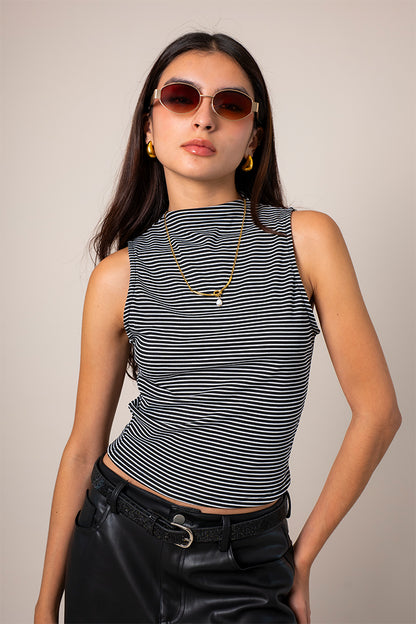 TOP CUELLO ALTO RAYAS B-C 8500