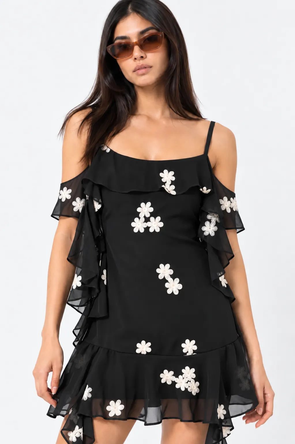 VESTIDO CORTO BORDADO G-C 8565