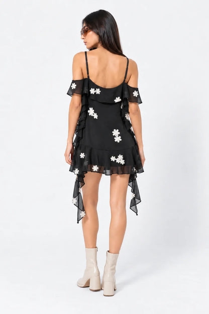 VESTIDO CORTO BORDADO G-C 8565