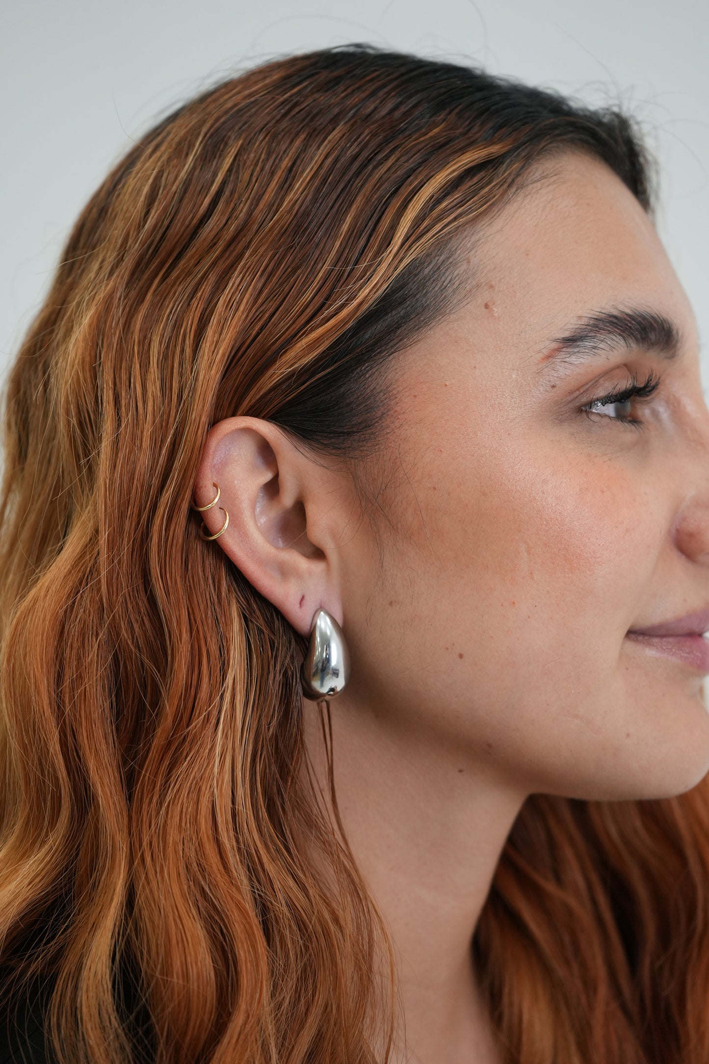 ARETES ANIKA DORADO