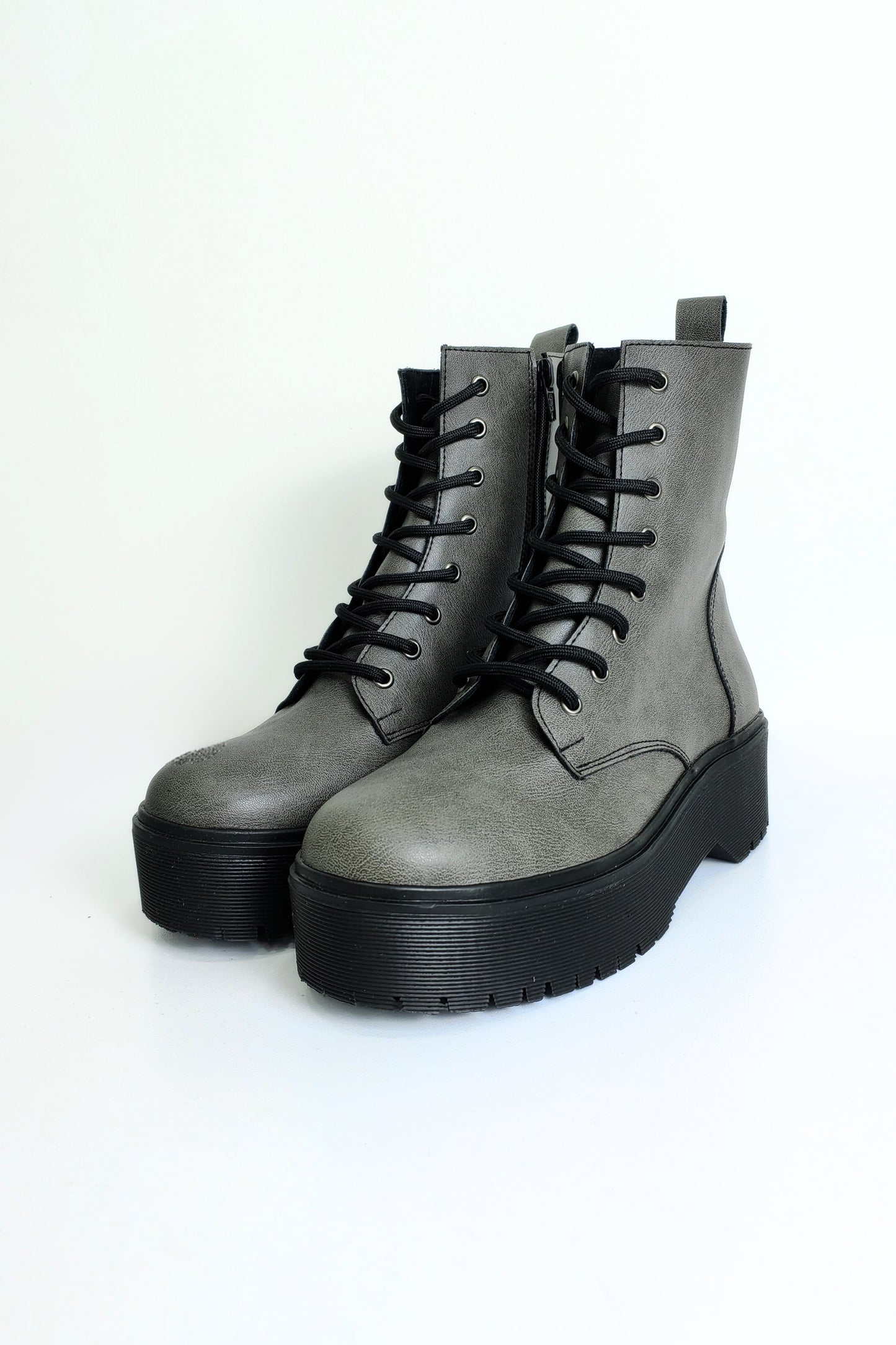 BOTAS NLS ACORDONADAS 7370